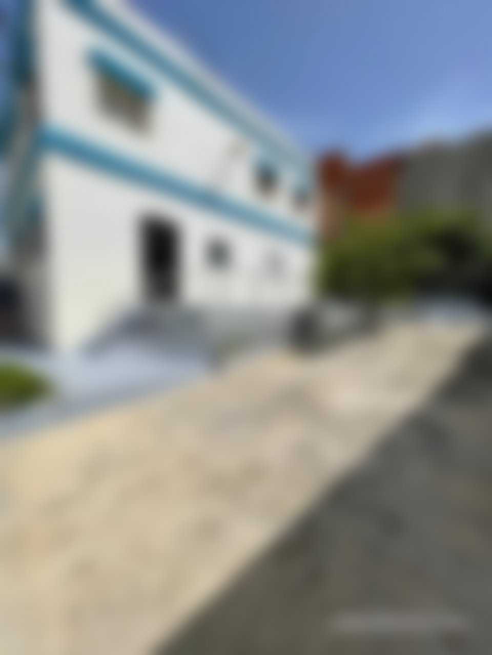 House with Garden and Mountain Views in Gueznaia