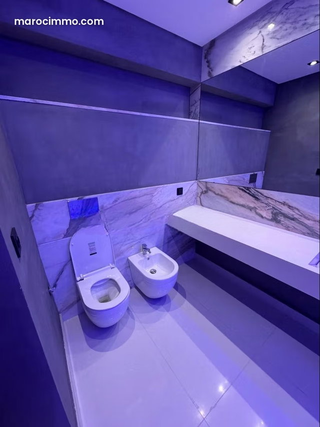Appartement en vente à Les princesses. Surface totale 185 m². Porte blindée, sécurité — 4