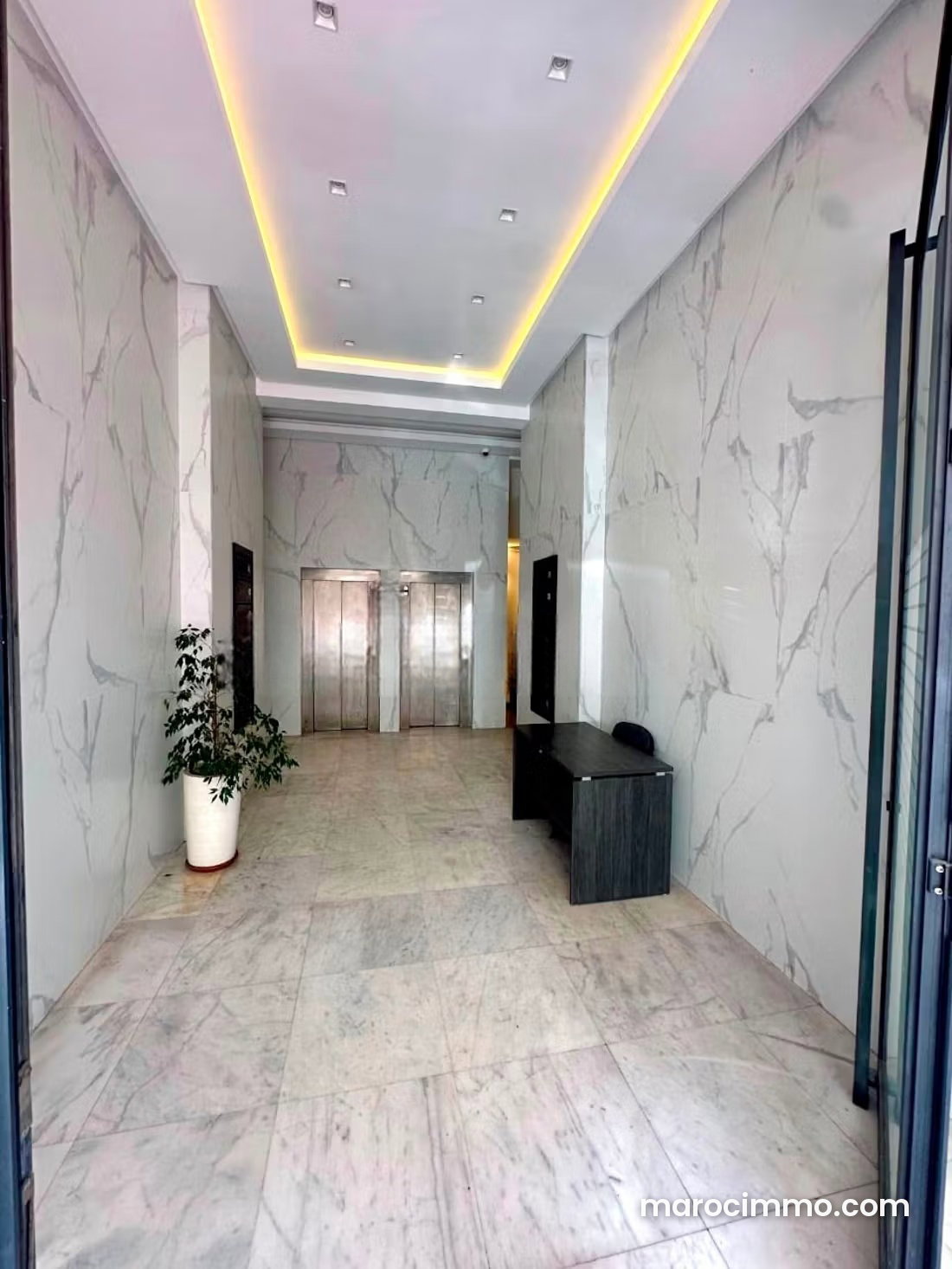 Bureau 150 m² à louer, Racine, Casablanca, immeuble standing — Casablanca