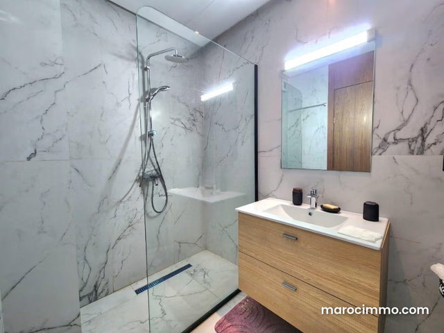 Location d'un appartement à Casablanca Finance City. 2 grandes pièces. Meublé — 5