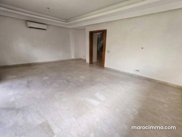 Villa de luxe à louer à Errahma. Superficie 320 m² — 3