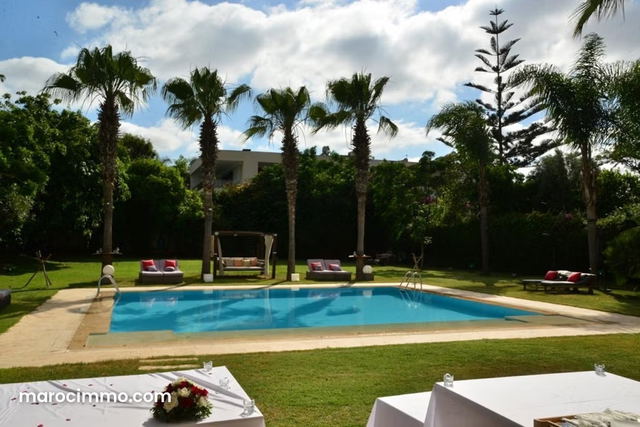 À vendre villa 2000m et 5ch 3sl à californie — Casablanca