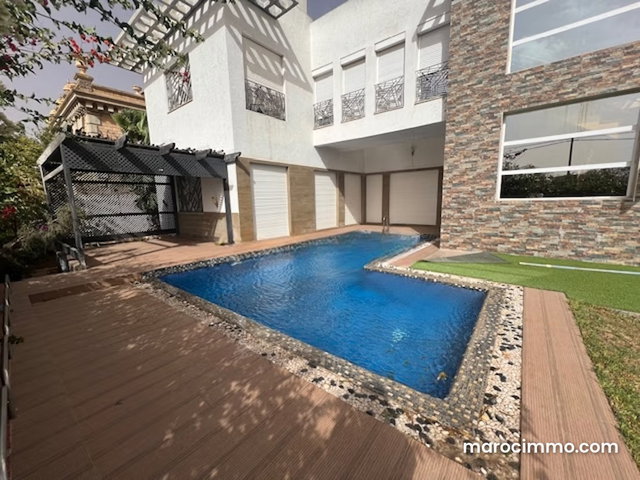 Oued Merzeg – Location Superbe Villa d’Angle 5 CH — 2