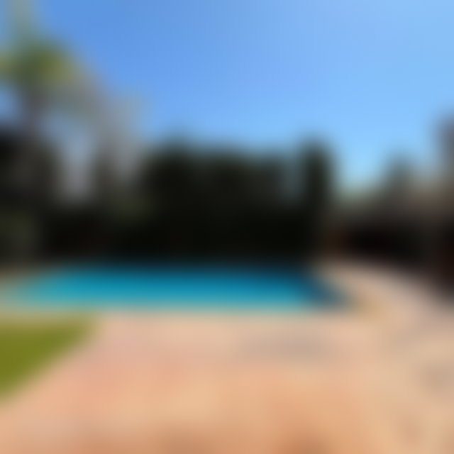 فيلا فاخرة وحديقة رحبة للبيع بحي تارغا مراكش — 3