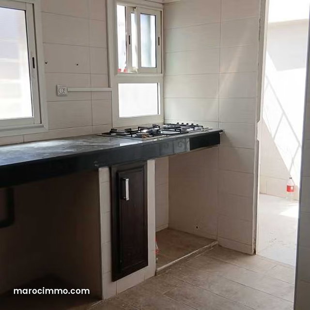 Appartement à Vendre de 92.0 m² à Témara, Hay Al Alaouyin — 2