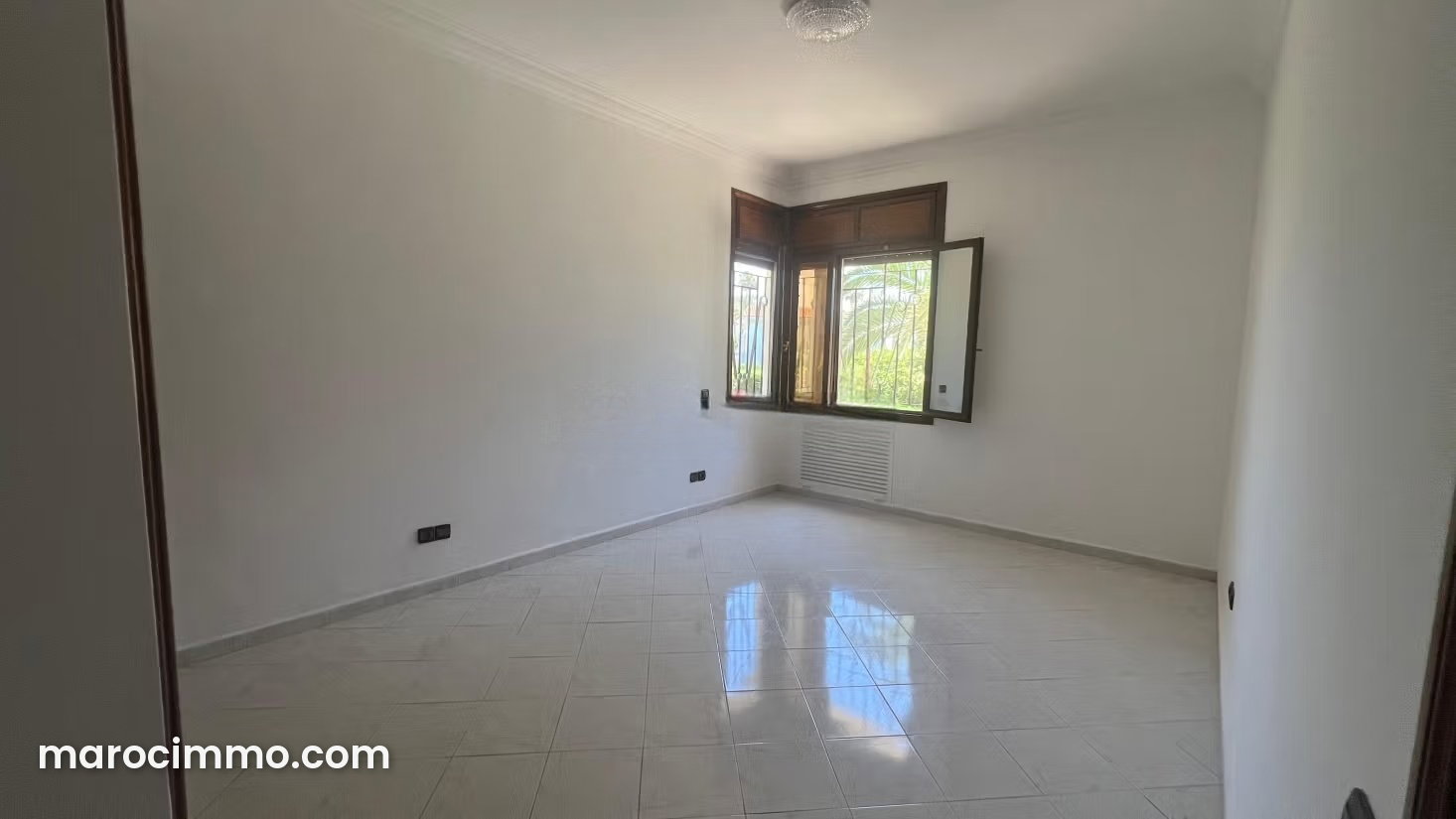 فيلا رحبة للكراء بحي الرياض في الرباط — الرباط
