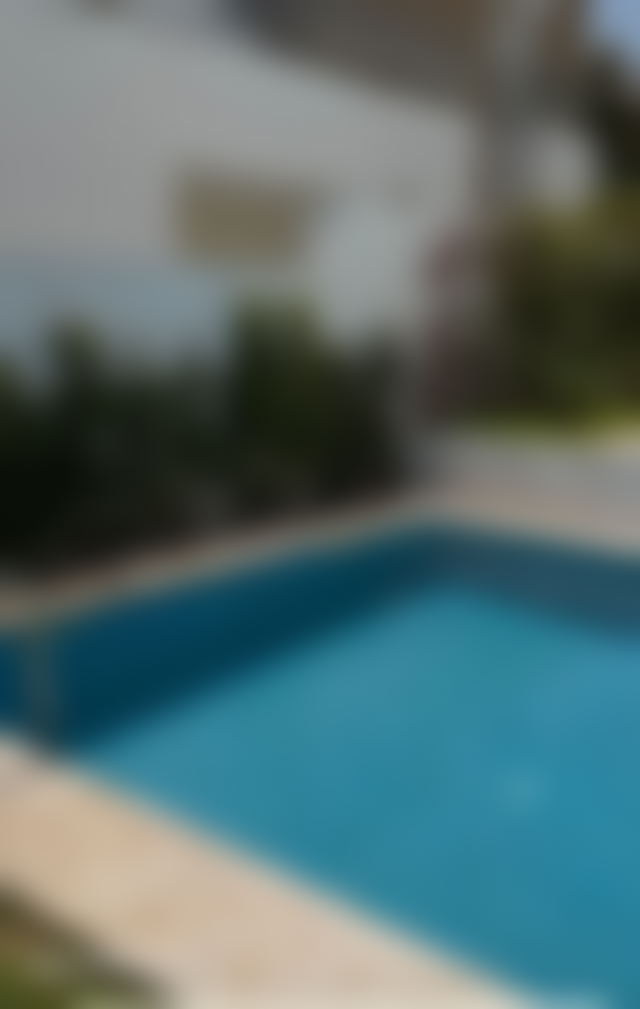 Luxury Villa to Renovate in Sidi Bouknadel, High-Potential Project — Sidi Bouknadel