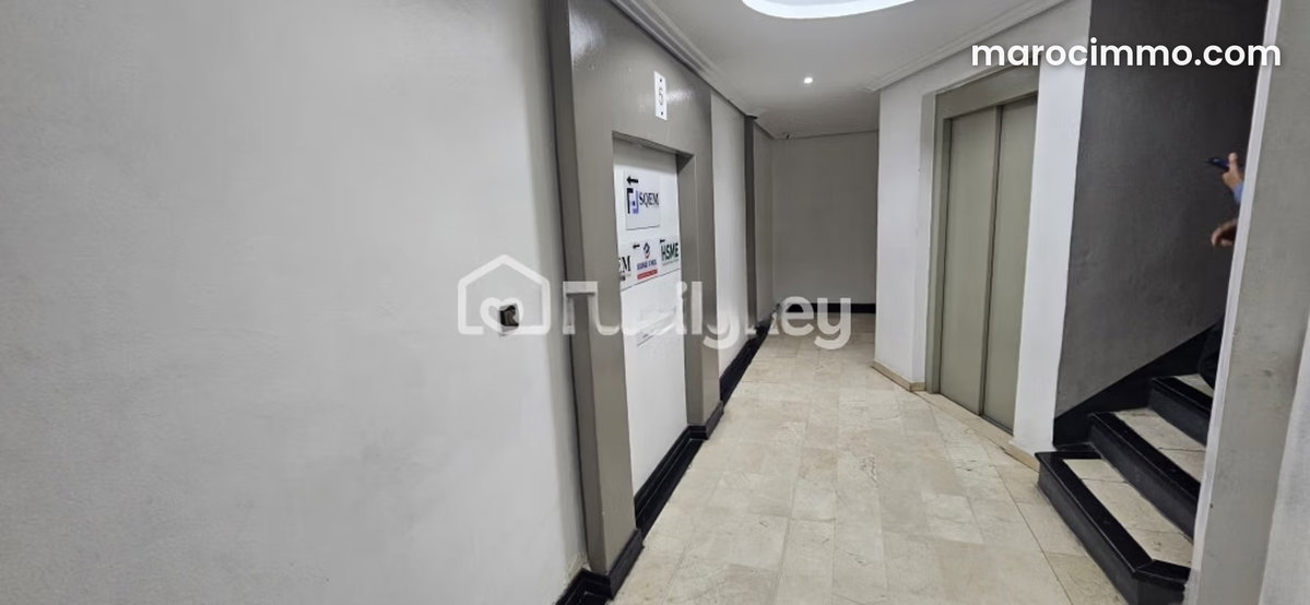 Bureau de 140 m² à Casablanca