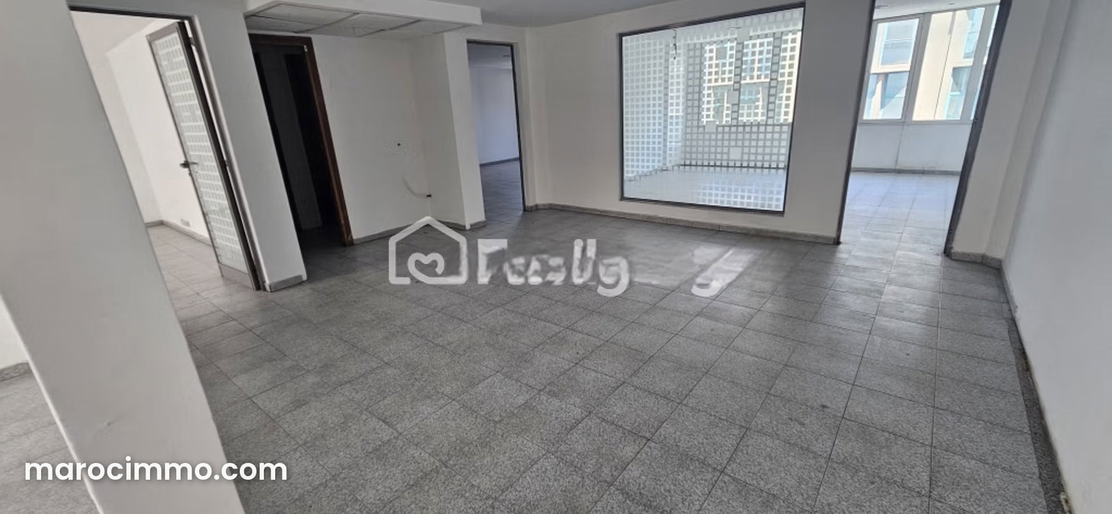 Bureau 148 m² Maarif, Casablanca, immeuble standing avec ascenseur — Casablanca