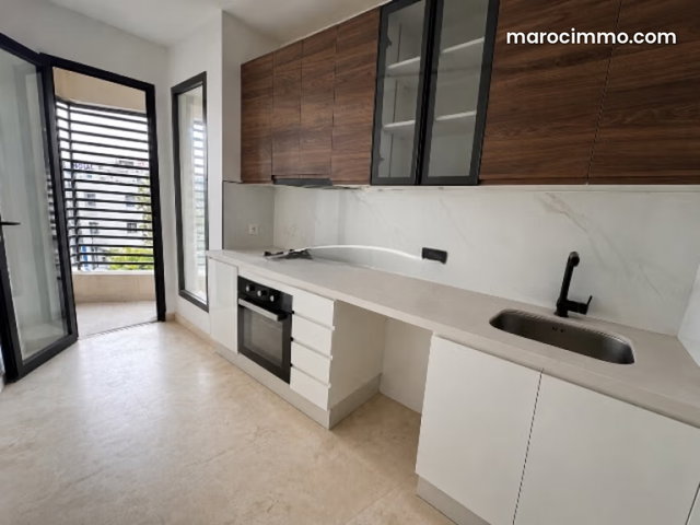 Appartement neuf à louer sur Les Hôpitaux 75 m² — 2