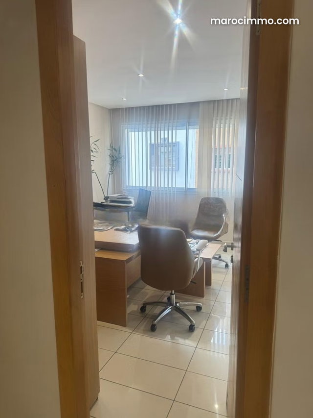 Bureaux à l'achat à Sidi Maarouf. Surface de 71 m². Avec ascenseur — 2
