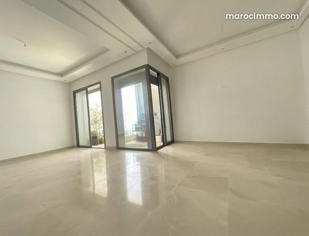 4-Room Apartment for Rent in Riyad, Rabat — Rabat