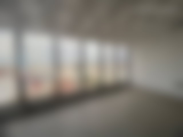 Bureau 90 m² dernier étage, Centre Kénitra, vue dégagée — 2
