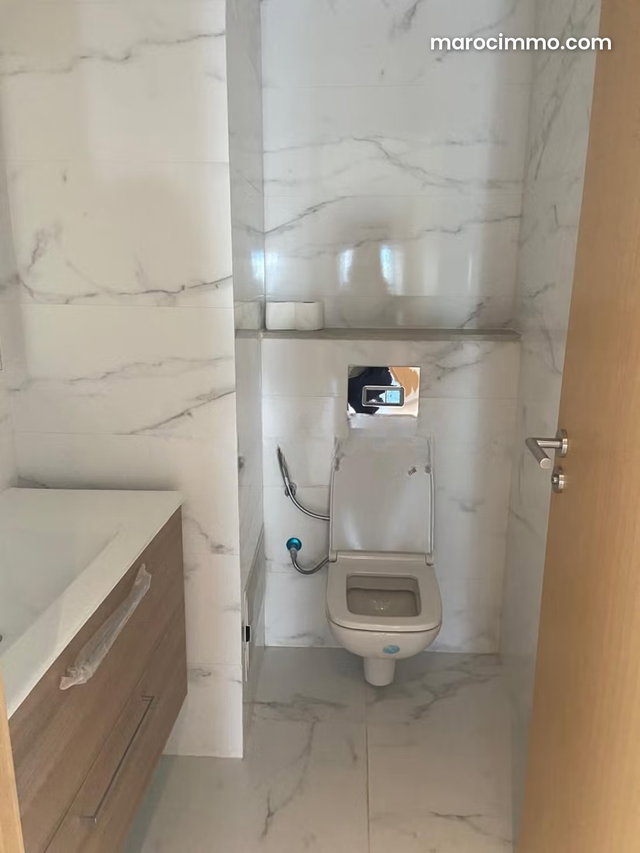 Appartement à louer 171 m² à Sables d’Or — 4