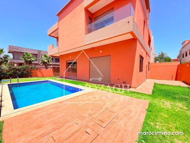 Spacieuse villa avec piscine privée à Targa — 3