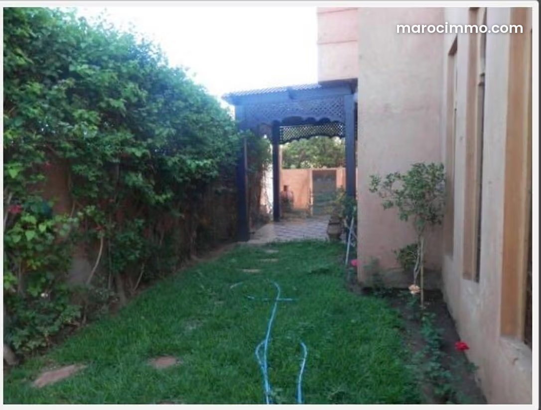 Villa 280 m² avec jardin et garage, Masmoudi, Marrakech — Marrakech
