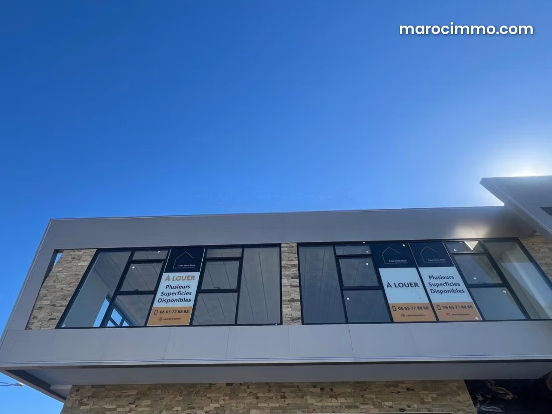 60 sqm office for rent, Ville Verte Bouskoura, high-traffic location — Bouskoura