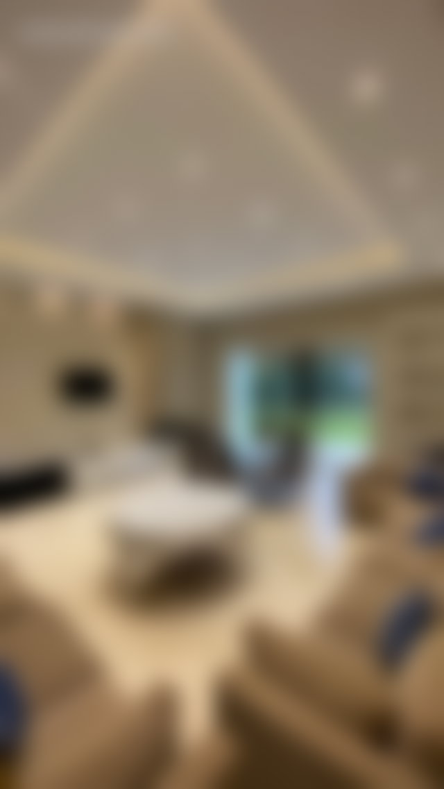 Villa meublée 2000 m², jardin et piscine, Souissi Rabat — 5