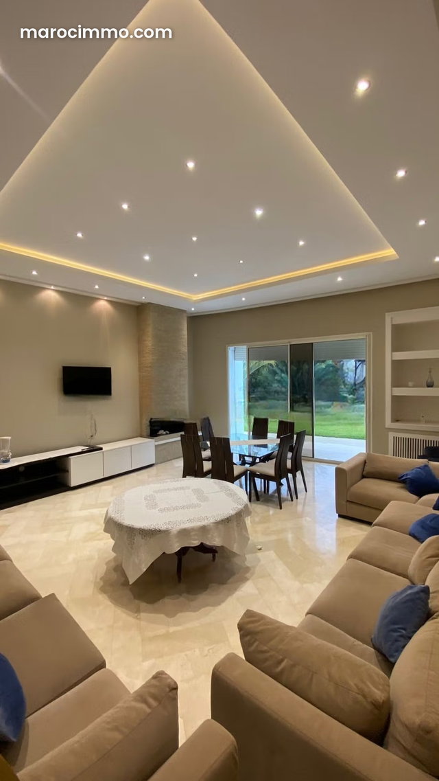 Villa meublée A LOUER à Souissi RABAT — 5
