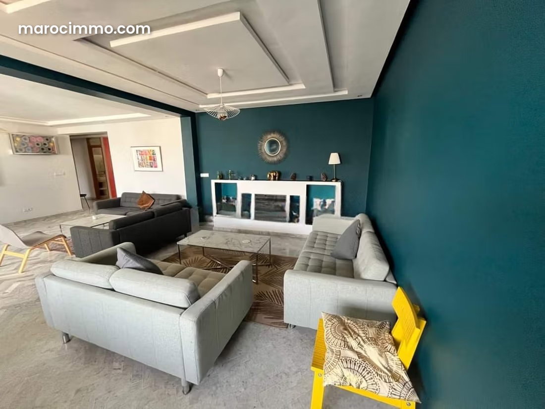 Large Furnished Apartment in Gauthier, Casablanca, with Terrace — Casablanca