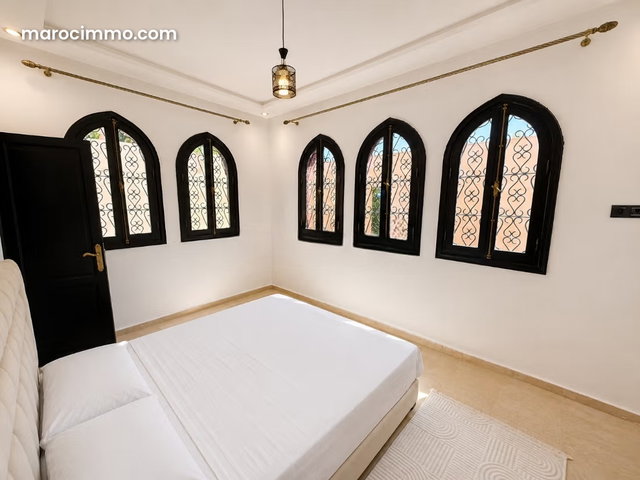 Fatima 5 Bedroom Villa, Pool, SHORT TERM RENTAL POSSIBLE — 4