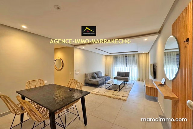 2 Bedroom 2 Bathroom Apartment, Pool — 2