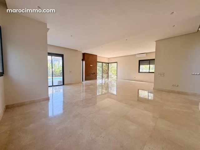 Location Villa Bouskoura ville verte — 2