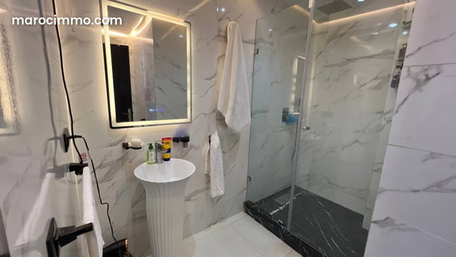 Spacieux appartement meublé — 5