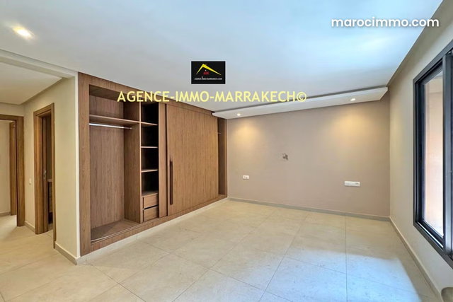 Appartement moderne T3. Piscine et Parking titré — 2