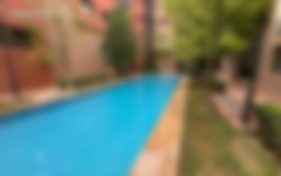 شقة مفروشة أنيقة مع مسبح بطريق آسفي في مراكش