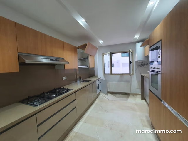 F4 Unfurnished in Sourien — 2