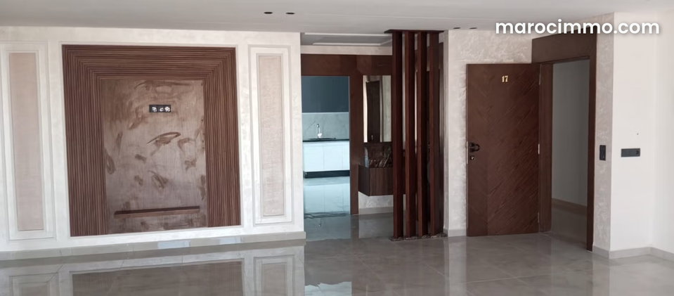 Appartement de luxe en location 155 mètres proximité Avenue des Far