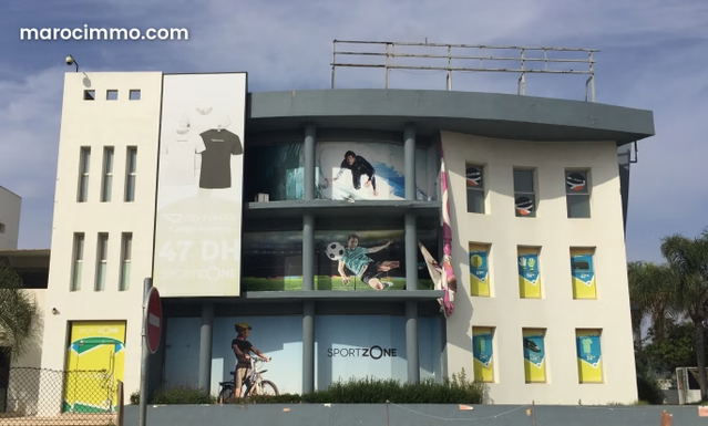 Superbe bâtiment commercial a louer à californie — Casablanca