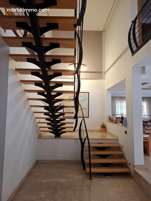 Villa Deux façades avec piscine 700 mètres luxe bel vue — 2