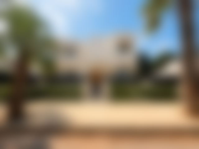 800 m² Office in Anfa, Casablanca: Professional Villa Across 3 Levels — Casablanca