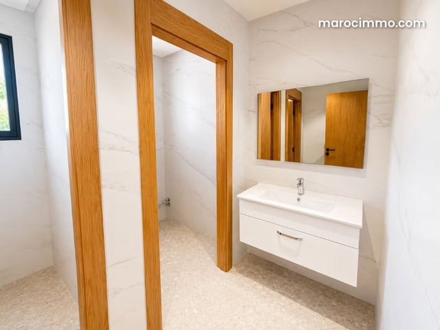 Anfa/Villa bureaux neuve 800m² Clim Jardin — 4