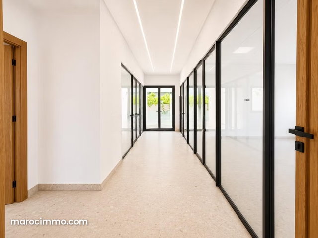 Anfa/Villa bureaux neuve 800m² Clim Jardin — 3