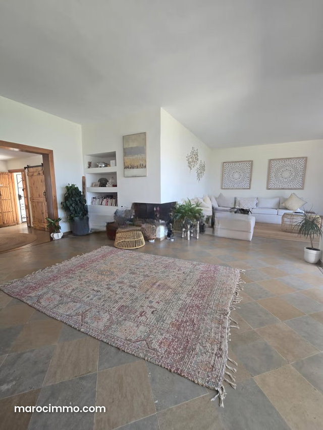 Villa Meublée Front de Mer à louer Harhoura — 3
