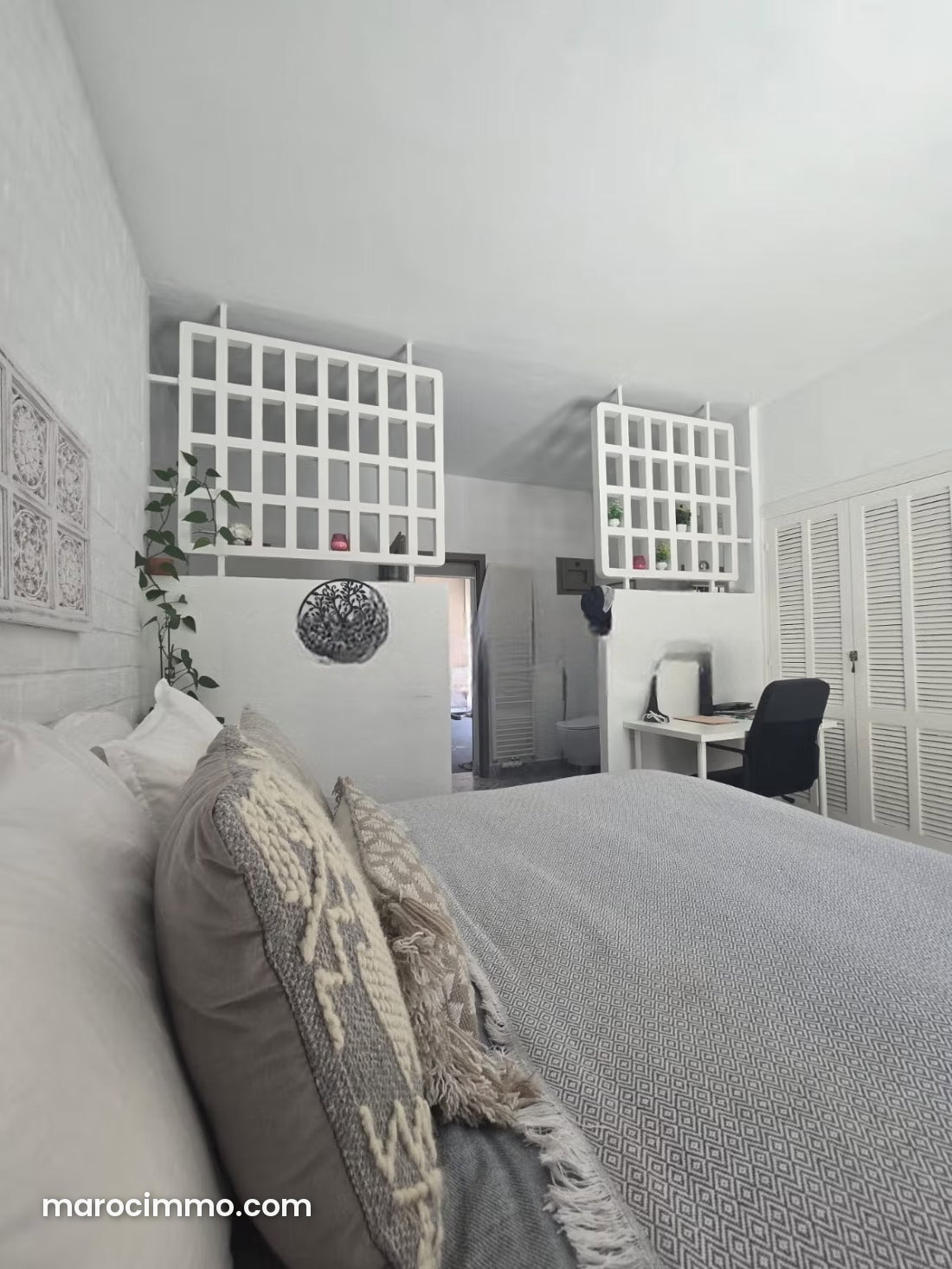 Furnished 250 sq m Seafront Villa in Harhoura, Temara — Temara