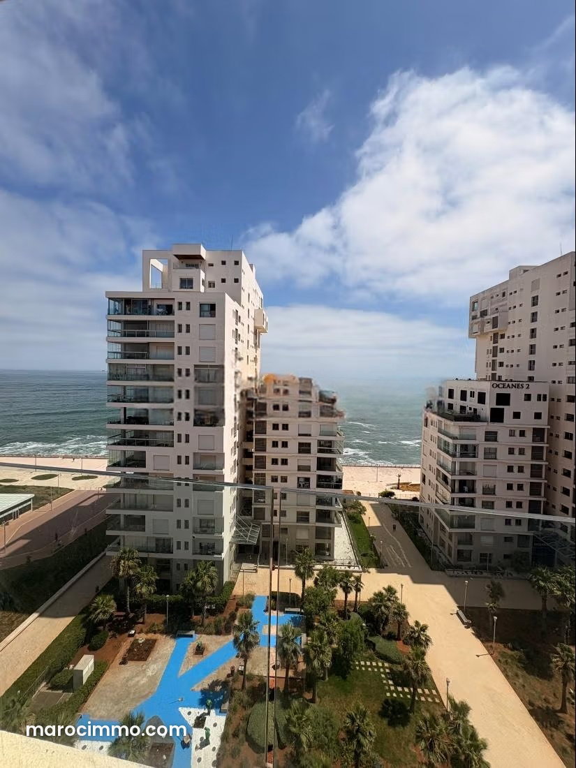 Sea-view studio, Casablanca Marina, furnished and fully equipped — Casablanca