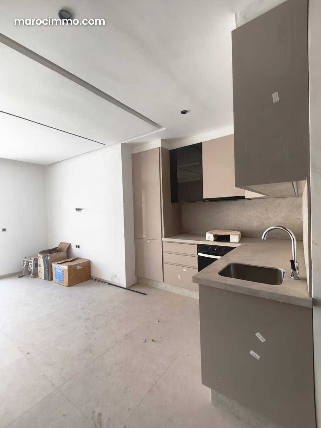 80 m² Apartment with 32 m² Terrace, Guéliz, Marrakech — Marrakesh