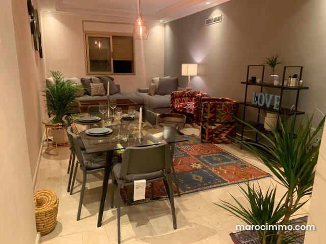 Appartement à louer à Hivernage. Surface totale 108 m² — 2