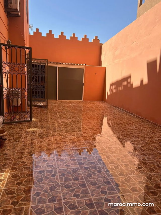 Apartment for rent in Route Casablanca. 6 bedrooms. With elevator and terrace — 2