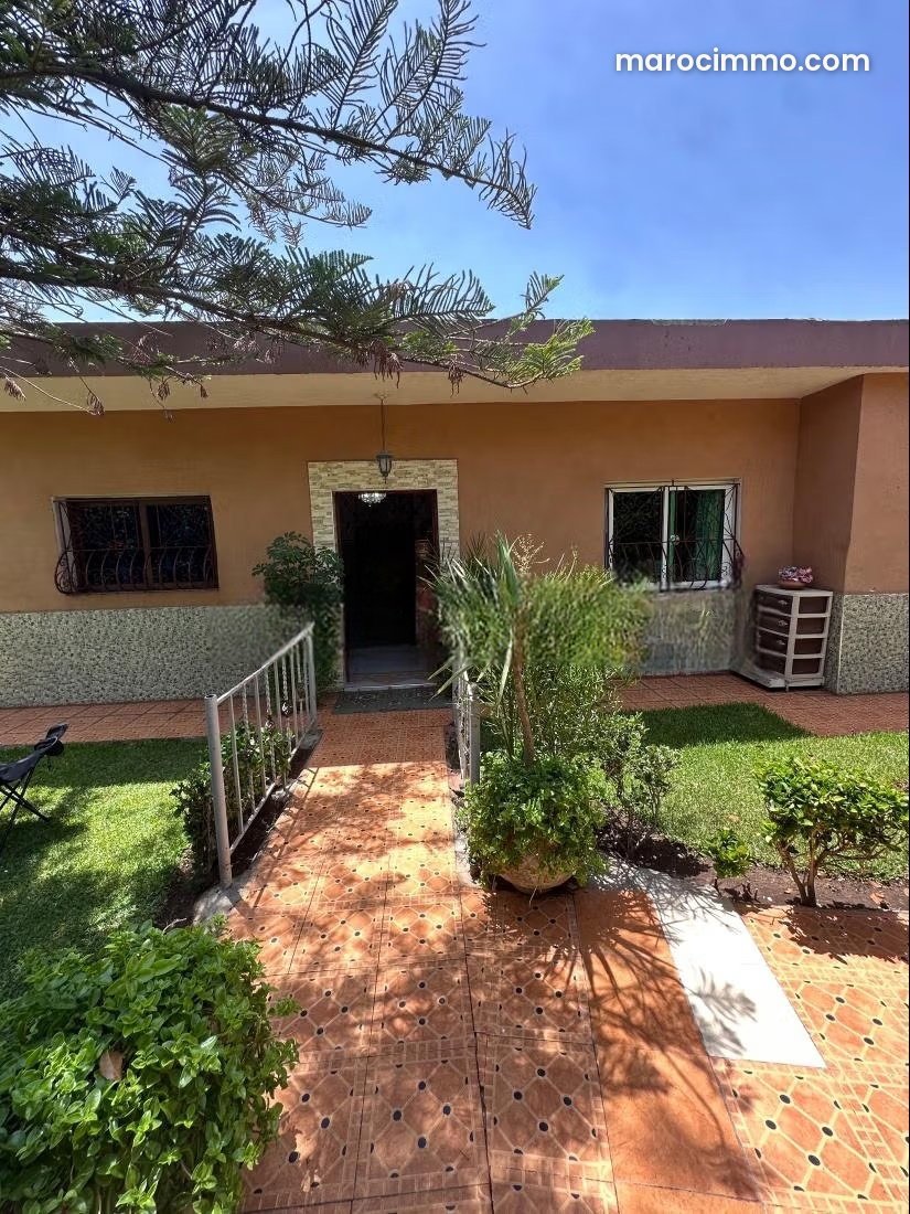 625 sqm Villa with Landscaped Garden for Sale, Nouaceur — Nouaceur
