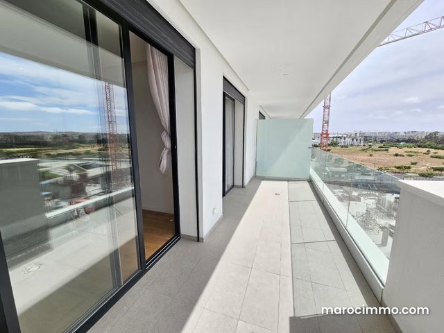 Appartement à louer à Casablanca Finance City. 1 belle chambre. Espace de rangement spacieux — 4