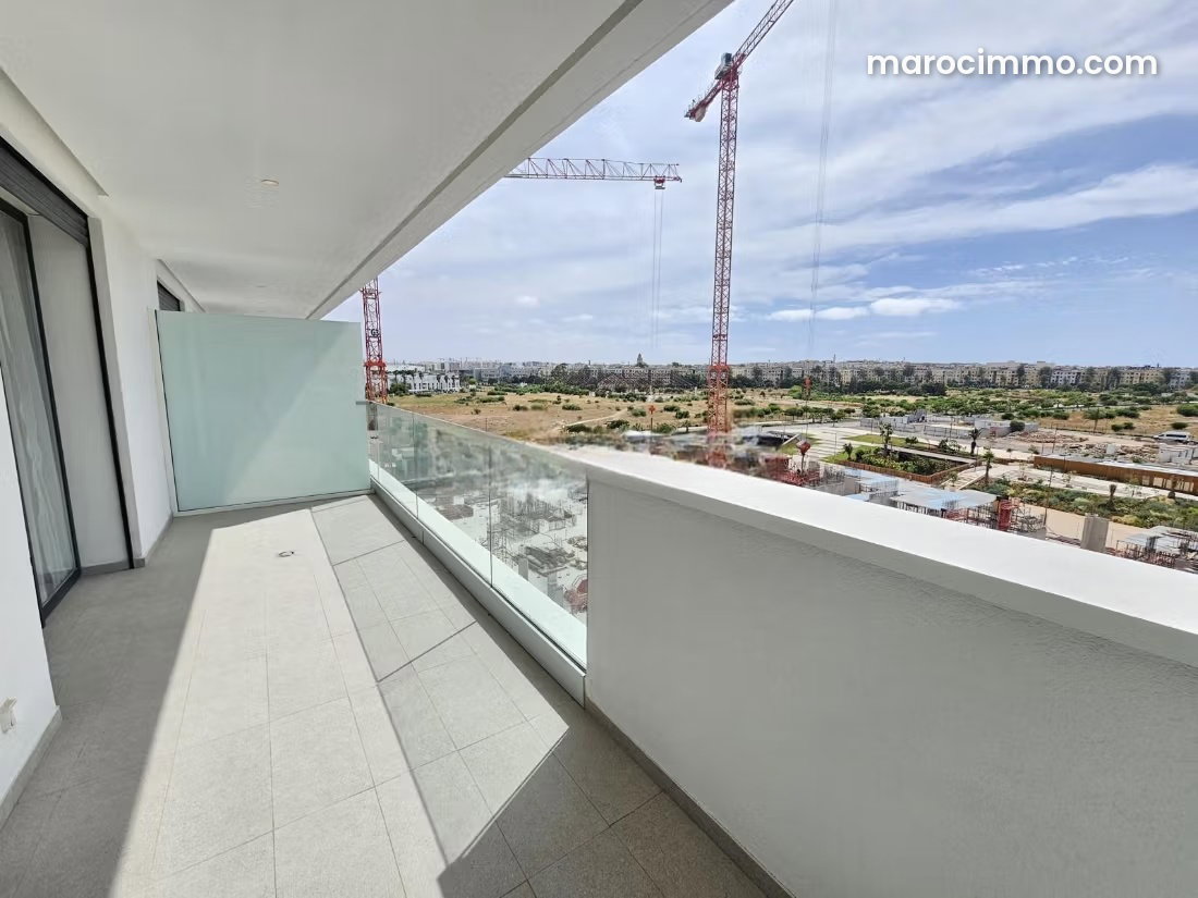 Furnished 78 sqm Apartment, Casablanca Finance City, Terrace — Casablanca