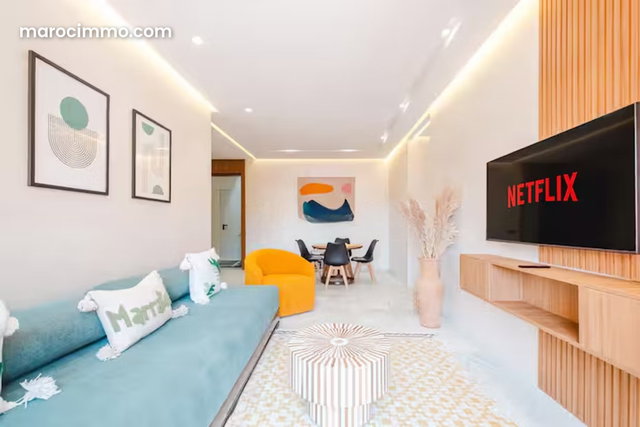 Chic 2-Bedroom Furnished Apartment in Guéliz — 3