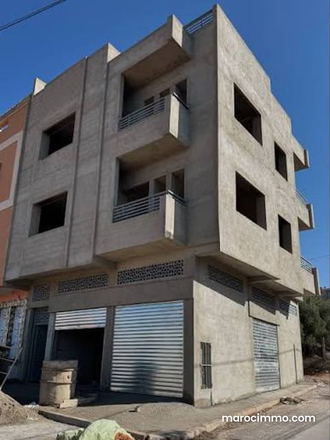 Maison 210 m² neuve avec locaux commerciaux, Route de Safi — Marrakech