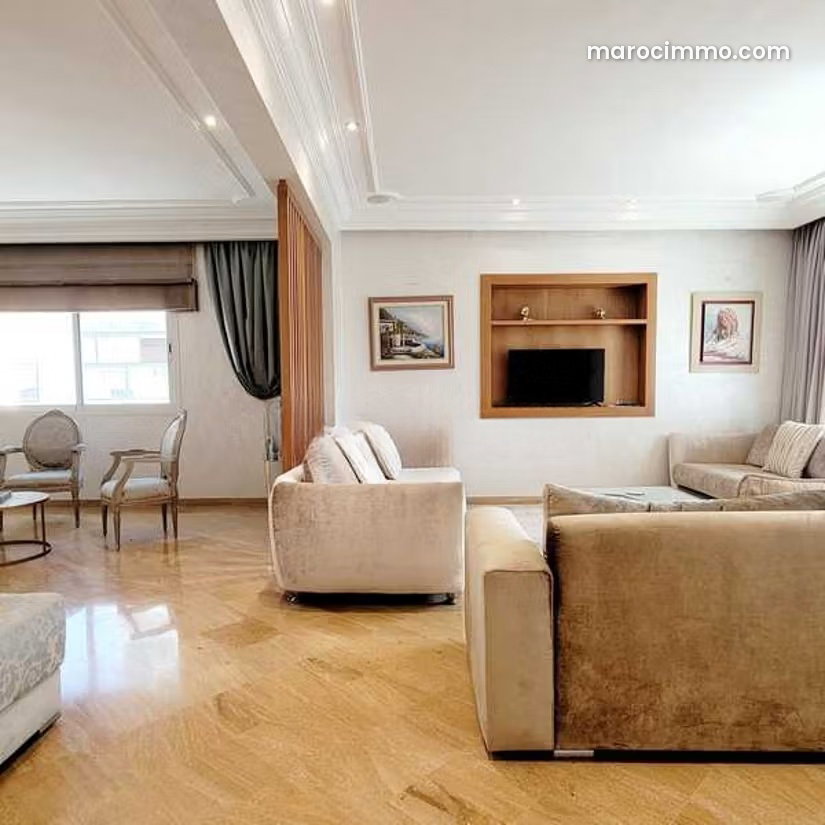 Furnished 200 sqm Apartment, 3 Bedrooms, Palmier, Casablanca — Casablanca