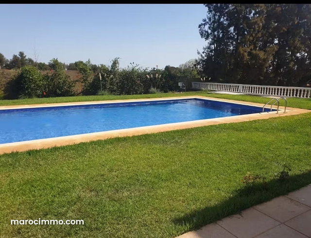 Villa de Prestige à Louer – Location Annuelle ou Journalière — 4